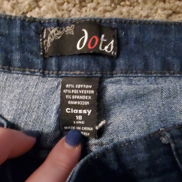 Skinny Jean's. - Picture 2 of 3